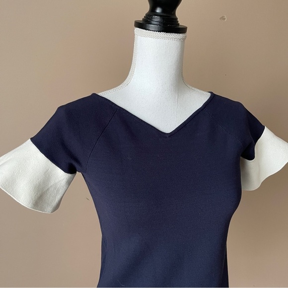 ANN TAYLOR | Navy Blue Bell Short Sleeve Stretchy Blouse Sz SP - Picture 3 of 8